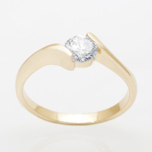 sarga-arany-eljegyzesi-gyemant-gyuru-es030-0-50ct-w-vs1-2