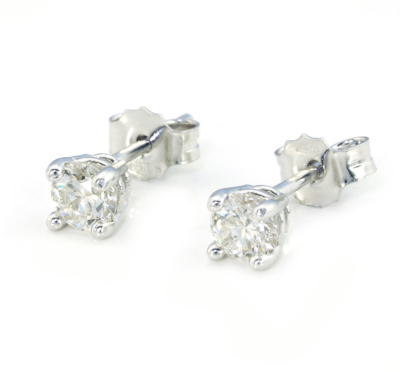 feherarany-szoliter-gyemant-fulbevalo-fr675-gyemant-0-55ct-g-vs1