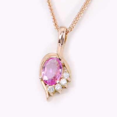 roze-arany-gyemant-rozsaszin-zafir-medal-lanccal-fr1011-gyemant-zafir