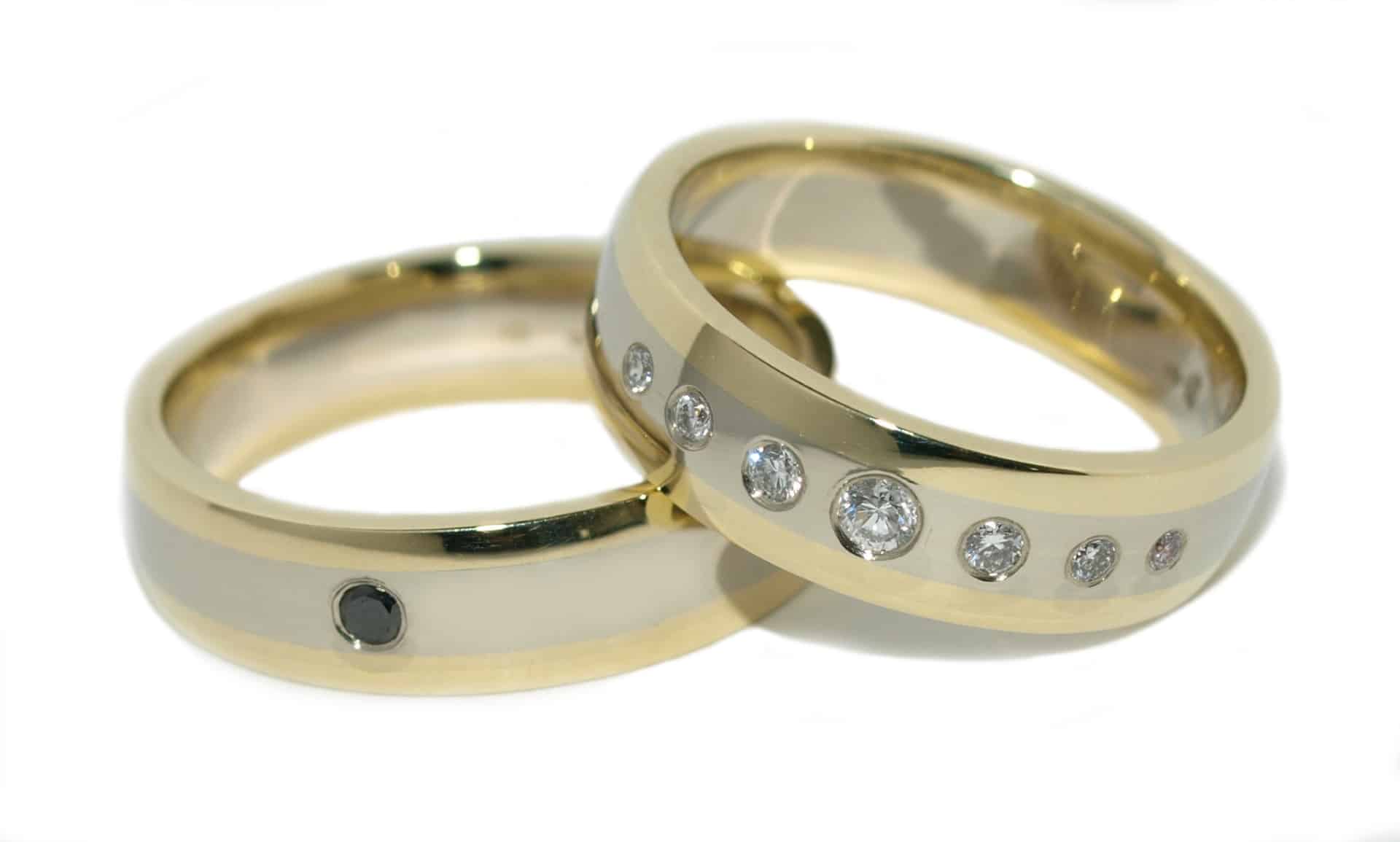 bikolor-karikagyuru-bk105-feketen-feheren-0-22ct-tw-vs1-14k