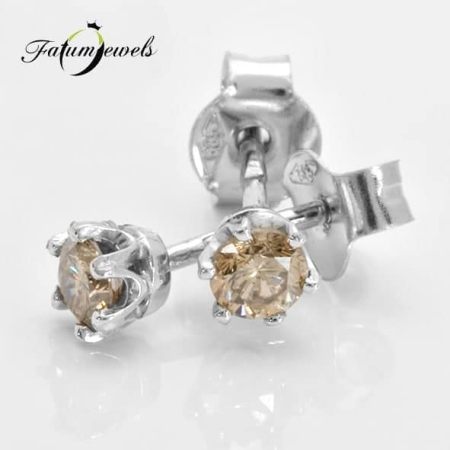 feherarany-gyemant-fulbevalo-ff38-0-30ct-konyak-si1-14k
