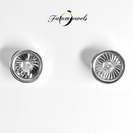 feherarany-gyemant-fulbevalo-turbulencia-fr498-0-03ct-tw-vs1-14k-1