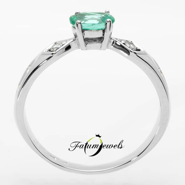 feherarany-gyemant-smaragd-gyuru-er323-0-105ct-w-vs1-smaragd-0-40ct-mi-14k-3