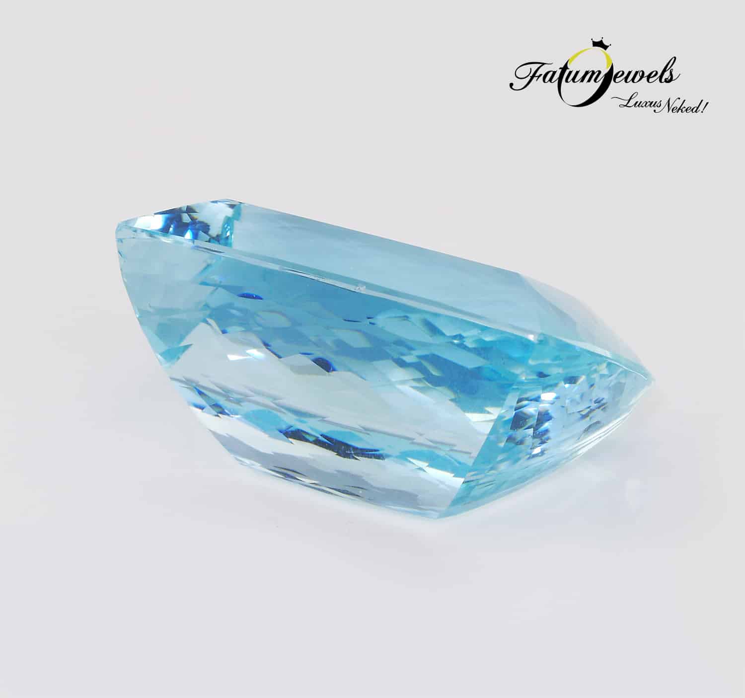 akvamarin-fantazia-vli-46-83ct-akd01