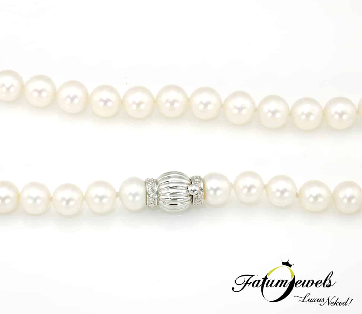 edesvizi-feher-gyongysor-feherarany-gyemant-kapoccsal-edesny22-gyemant-si1-i1-j-k-0-048ct-14k