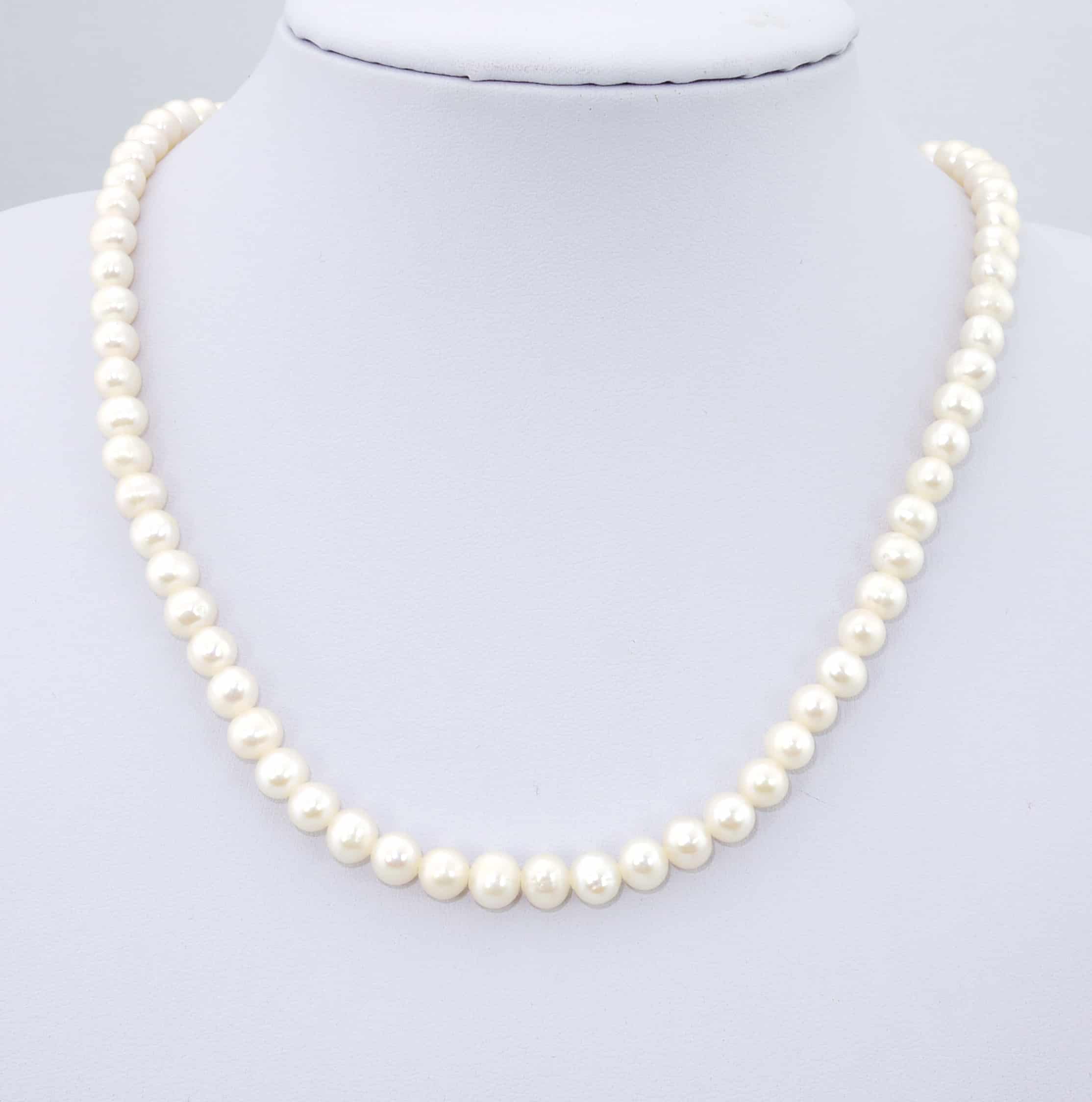 edesvizi-feher-gyongysor-sarga-arany-kapoccsal-agyny03-14k