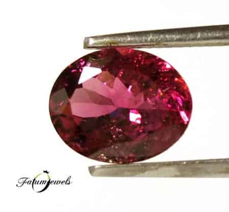 turmalin-rozsaszin-ovalis-turd17-3-18ct-mi