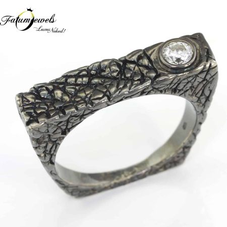 dark-stone-gyemantgyuru-fr827-gyemant