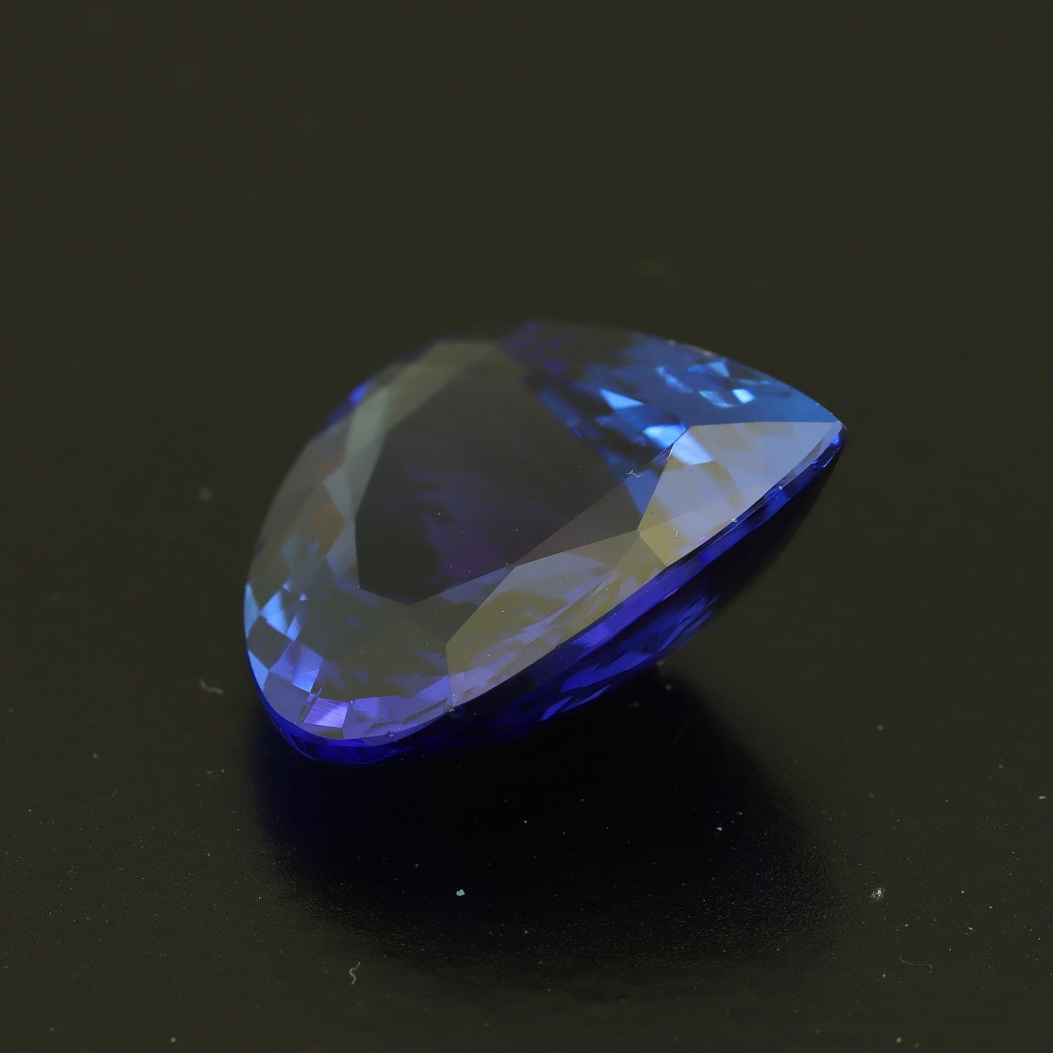 tanzanit-dragako-csepp-vli-11-67ct-zoisite-vli-1167ct-dr001