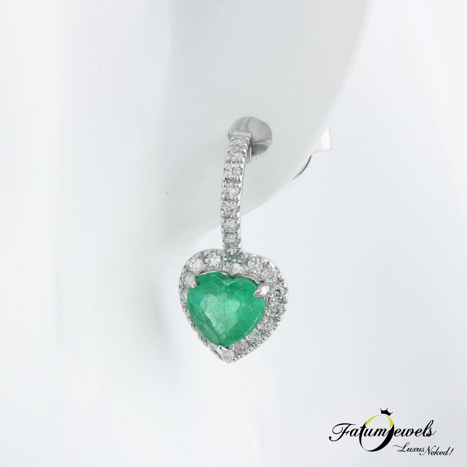 feherarany-gyemant-sziv-smaragd-fulbevalo-fr1557-18k-gyemant-brilians-smaragd-dragako