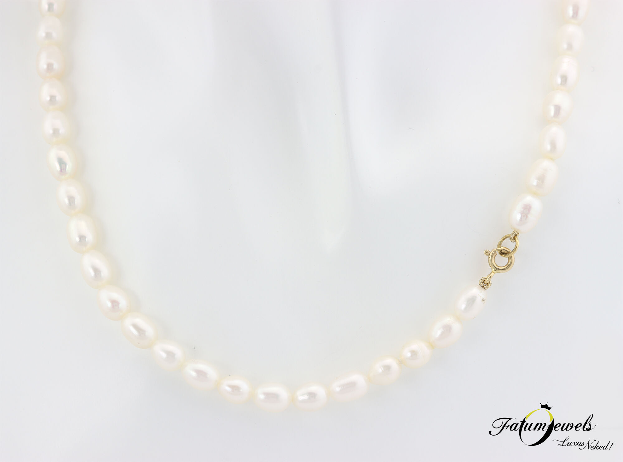 edesvizi-feher-gyongysor-sarga-arany-kapoccsal-fr1849