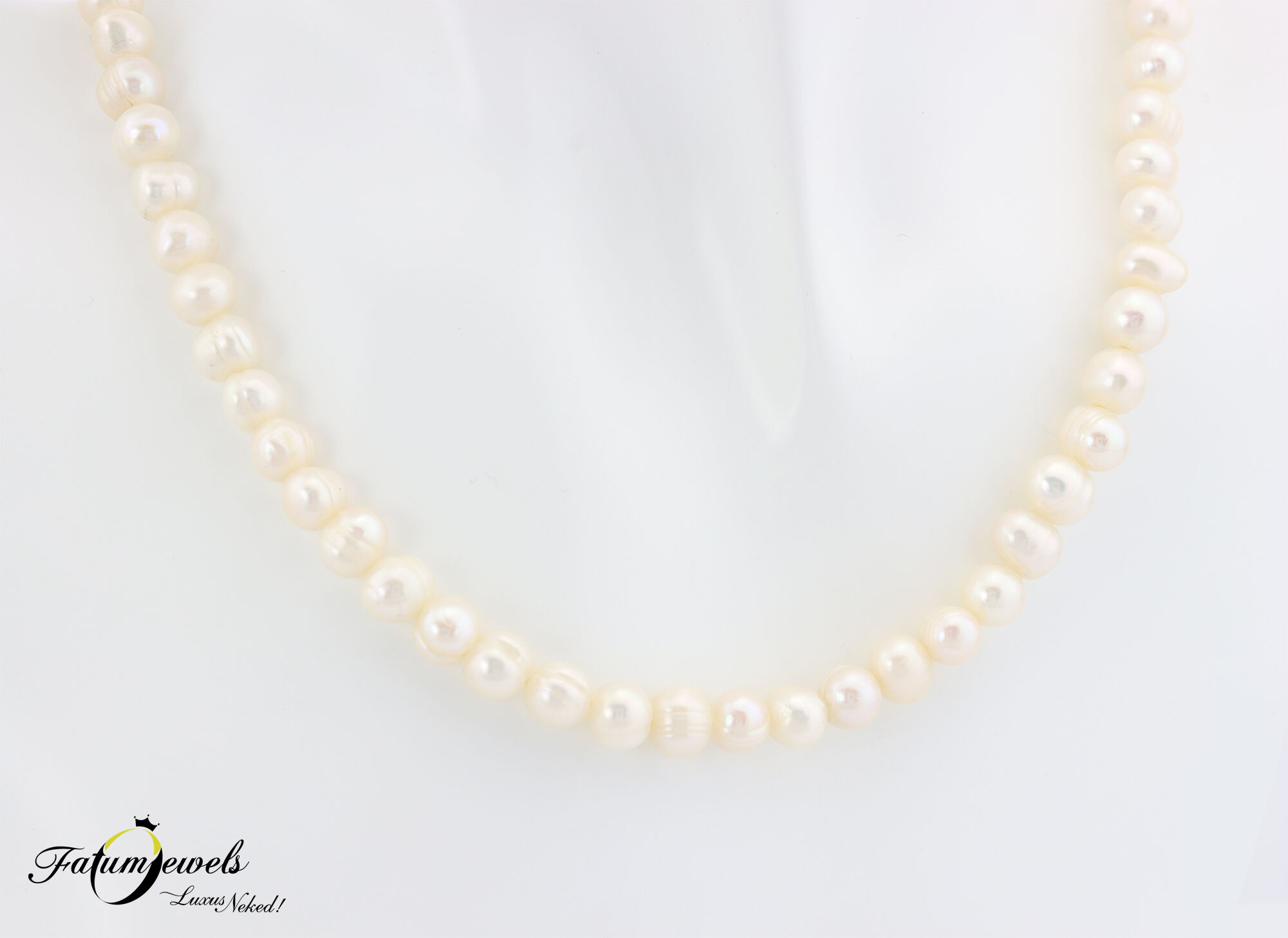 edesvizi-feher-gyongysor-sarga-arany-kapoccsal-fr1852