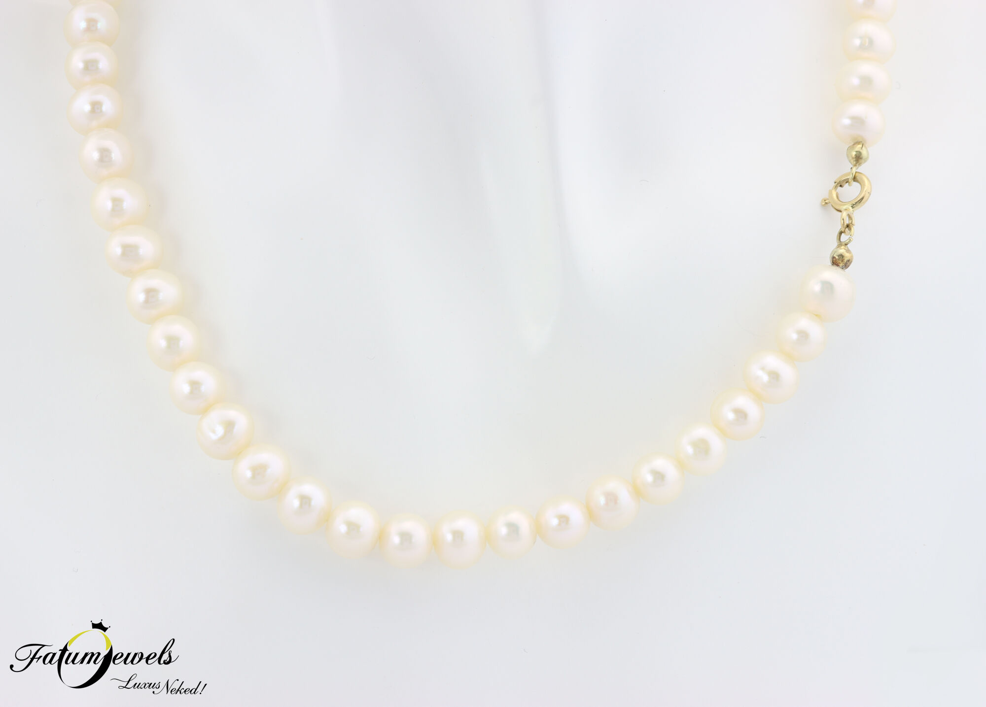 edesvizi-feher-gyongysor-sarga-arany-kapoccsal-fr1853