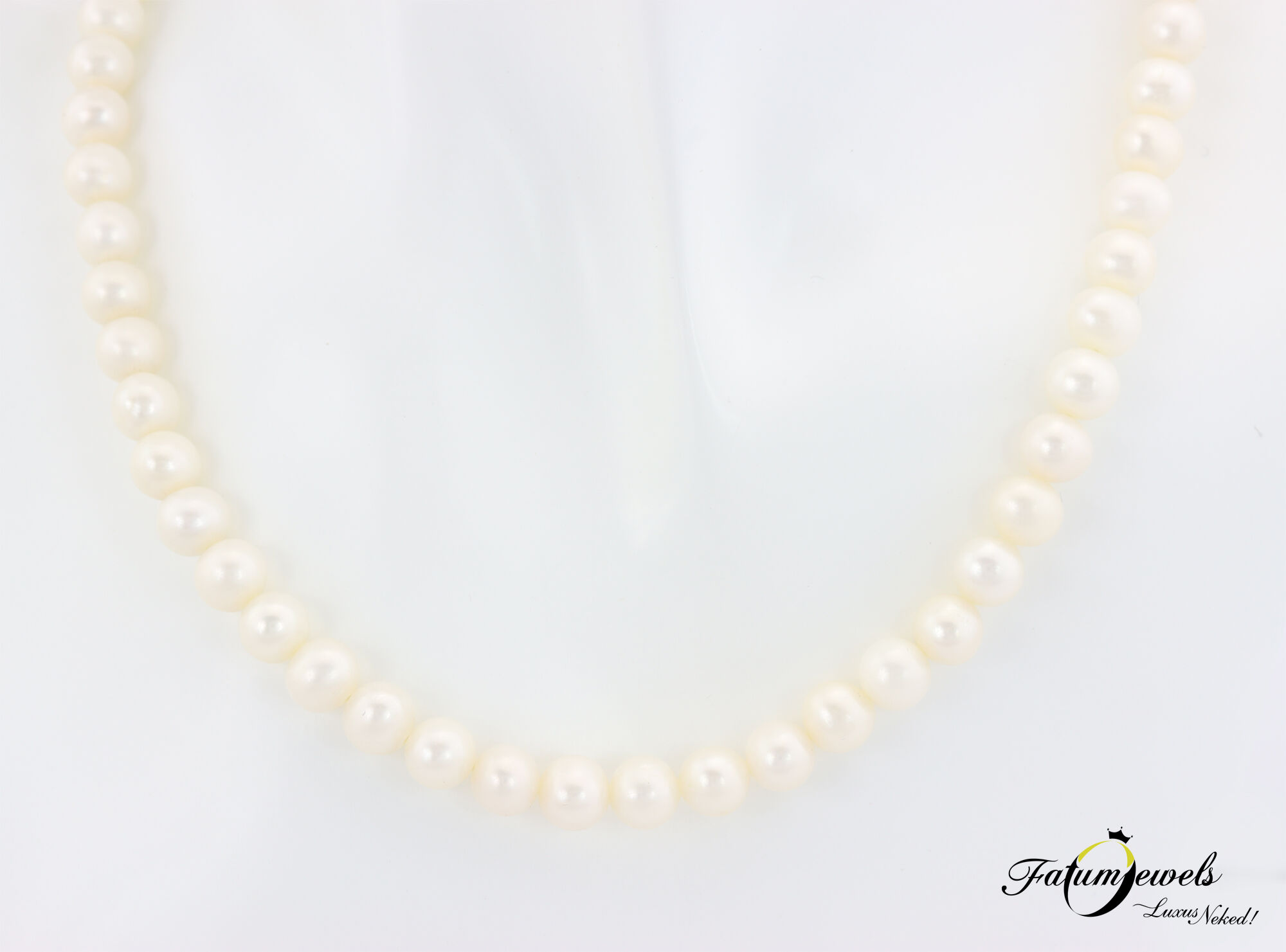 edesvizi-feher-gyongysor-sarga-arany-kapoccsal-fr1854