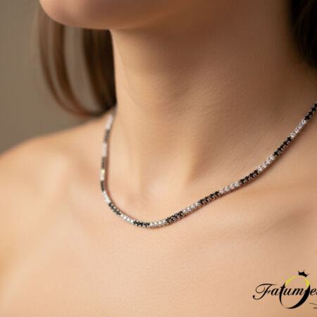 feherarany-feher-es-fekete-tenisz-gyemant-nyakek-fr1903-18k-gyemant-brilians-fekete-brillnyakek