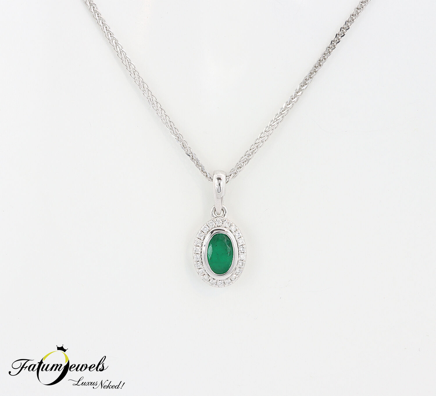 feherarany-gyemant-smaragd-medal-lanccal-fr1905-gyemant-brilians-smaragd-dragako