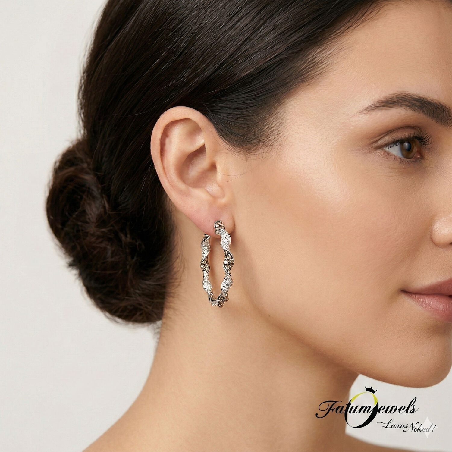 18k-feherarany-konyak-gyemant-karika-fulbevalo-fr1924-gyemant-brilians-pezsgo-gyemant