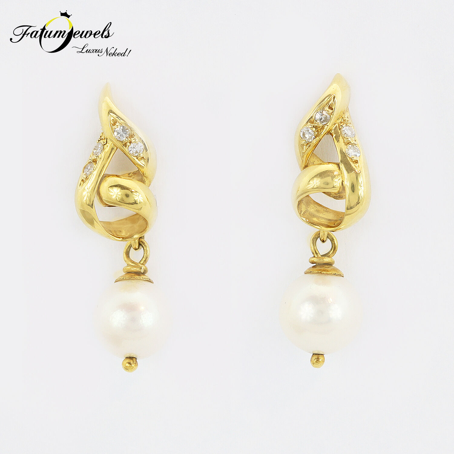 18k-sarga-arany-gyemant-akoya-fulbevalo-fr1922-gyemant-akoya-logos-gyongy-fuli