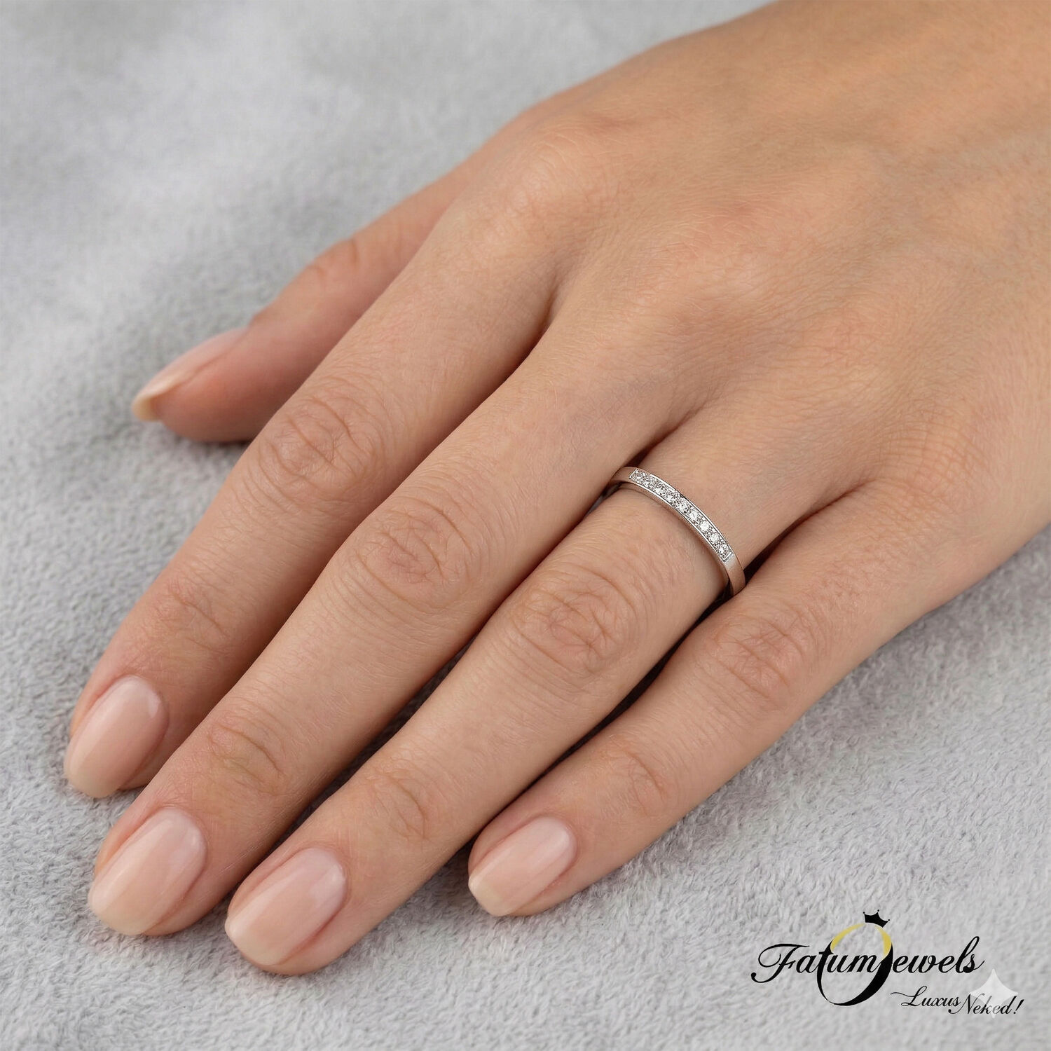 feherarany-gyemant-sorgyuru-fr1939-gyemant-brilians