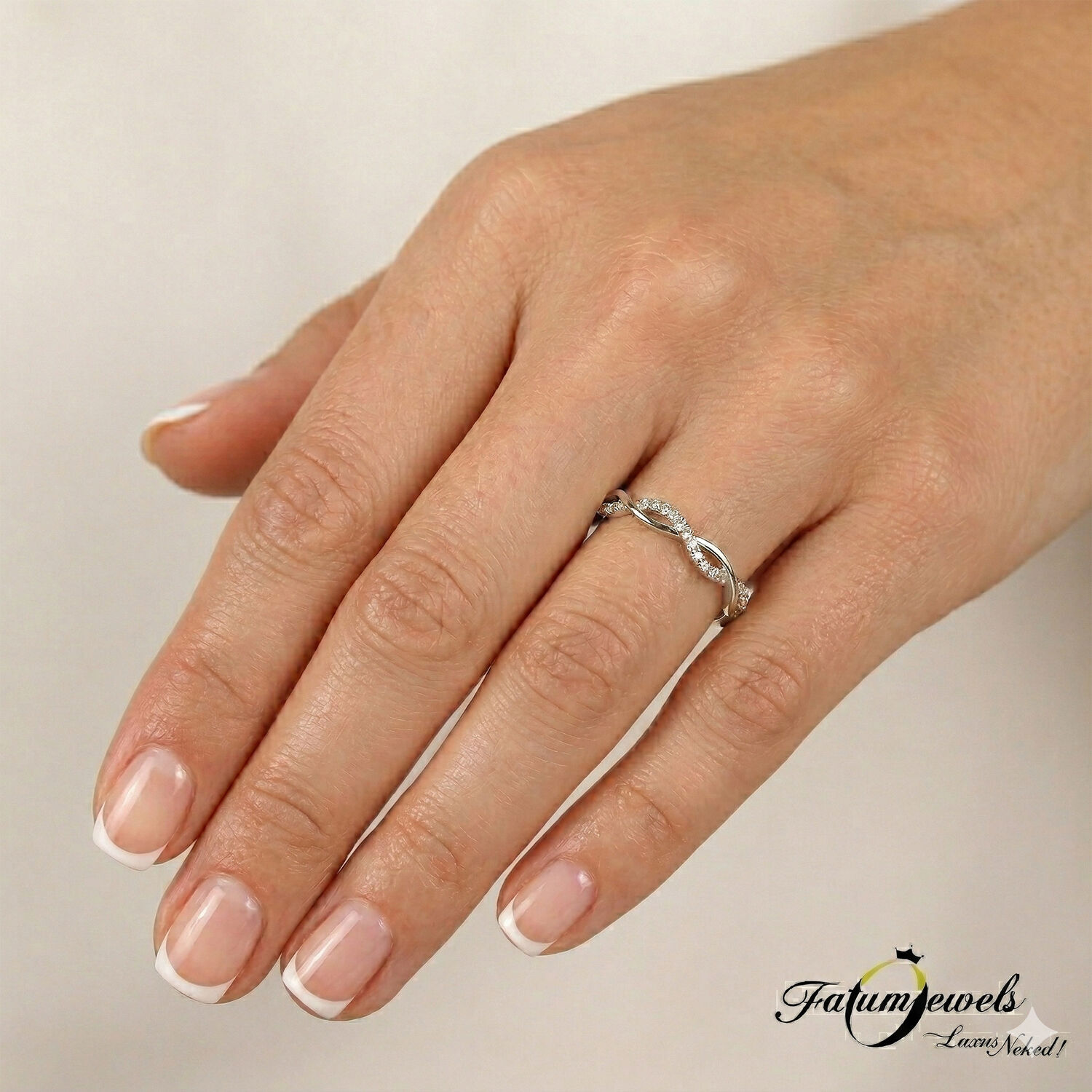 feherarany-fonott-gyemant-gyuru-fr1967-gyemant-brilians